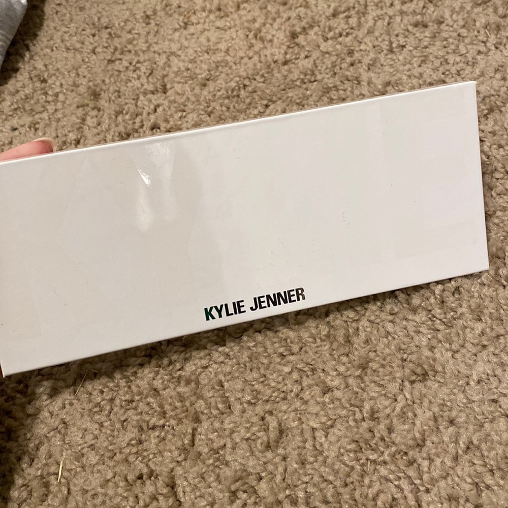 Kylie Jenner eyeshadow palette